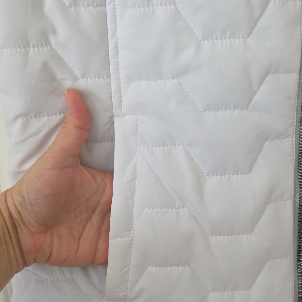Free Country Women's White Quilted Or Grey Fur Reversable Zip Up Vest Pockets L - Picture 3 of 10